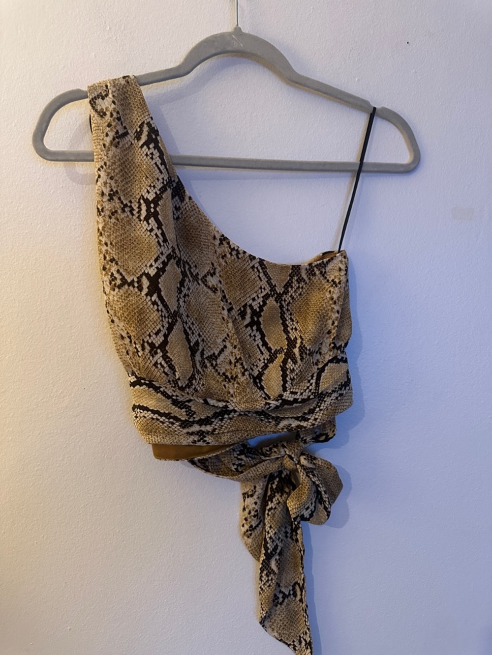 H&M One-Shoulder Snake Print Crop Top in Tan and Black
